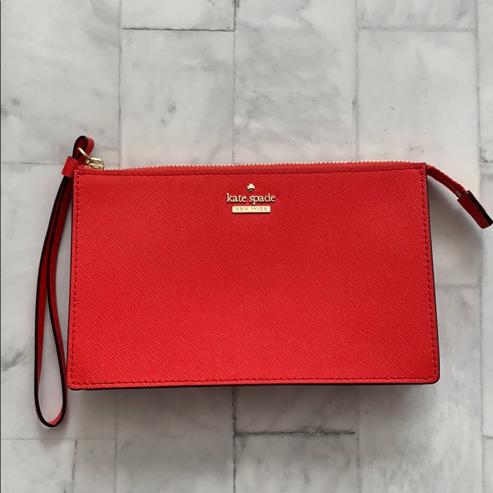 Kate Spade Wristlet Red Nearly New